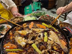 -鸿顺老铁锅美蛙鱼府(解放碑店)