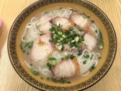 -肇兴特色牛肉粉