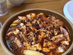 -土砂锅生态山庄·非遗砂锅雅鱼