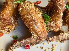 幻师脆脆金沙翅-COMMUNE幻师(五角场店)