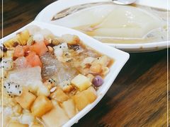 -串妹花式冰粉(乐山总店)