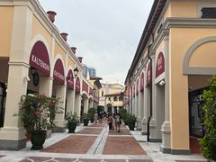 -佛罗伦萨小镇广佛名品奥特莱斯(疏港路店)