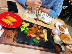 -必胜客(花舞大唐博物馆店)