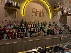 -Shift cocktail bar鸡尾酒吧