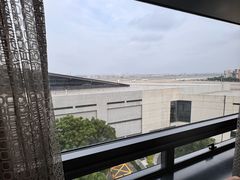 -上海中航虹桥机场泊悦酒店
