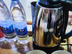 -喜鹊愉家酒店(郑州曼哈顿博览中心地铁站店)