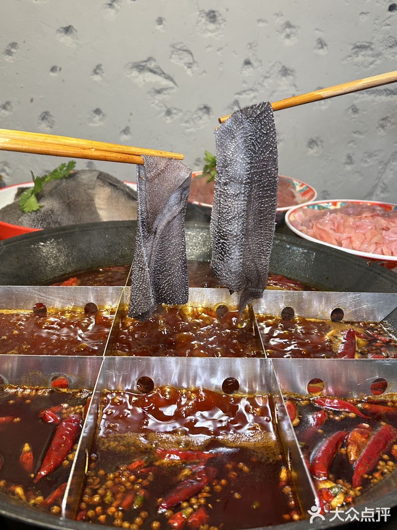 本地人开的火锅店，以前就在弹子石可是超火的