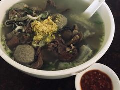 -潮镇老尾牛杂(环城西路店)