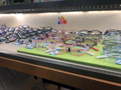 -优视觉视光中心•青少年近视防控(新世界中心写字楼店)