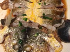 炳胜辣蒸东海小黄鱼-小炳胜(卓悦中心店)
