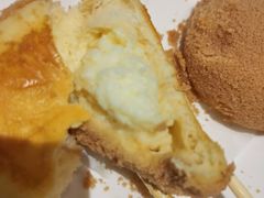 酥皮牛奶包-金玉满堂潮州酒楼(无限极荟购物广场店)