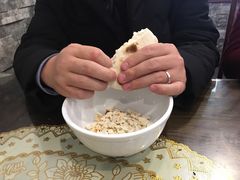 -一间楼牛羊肉泡馍馆(东一路店)