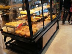 面包甜点陈列柜-皇冠幸福里动物奶油生日蛋糕(万达店)