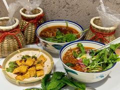 -窄巷口生烫牛肉米线(客村店)