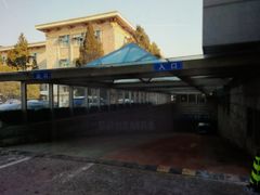 -北京积水潭医院-停车场