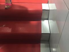 -凤凰路何眼镜香辣蟹(花果园店)