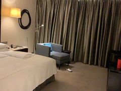 -青岛海尔洲际酒店