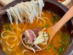 -良米山·云南野生菌过桥米线(上海首店)