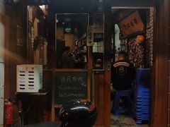 -溪岸路花鸟市场