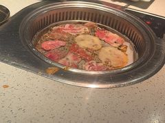 -佰烧海鲜烤肉火锅自助(世茂国际广场店)