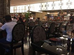 -圣丰索菲特·2 On 988 Café 自助餐厅