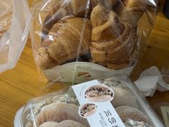 -蓝小轩蛋糕·面包(趣春店)
