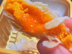 奶黄流心酥-奈诺甜品·生日蛋糕·下午茶(古城店)