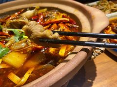 肥肠砂锅（牛蛙需另加）-马头巷·隐庐居·红油大虾(园区店)