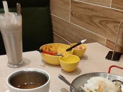 -佰搭果·广式茶餐厅(西华路店)