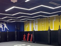 -成杰格斗·拳击·柔术·防身术(建设路店)