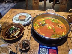 -快活林酸汤鱼鲜品火锅店(甲秀楼店)