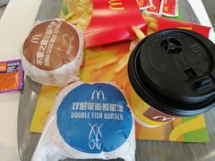 -麦当劳(百联西郊购物中心店)
