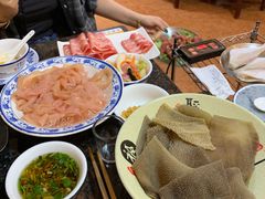 -重庆三峡火锅城(梅林店)