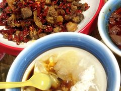 -冯烫烫跷脚牛肉·川菜小馆(武胜西街店)