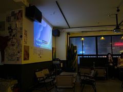 -Mx.cocktail bar