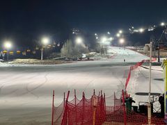 -中旅松花湖滑雪场