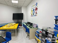 -童程童美少儿编程乐高机器人(世纪都会校区)