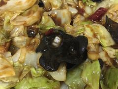 白菜木耳爆豆腐-老七饭馆(光荣道总店)