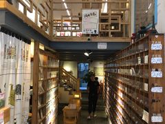 -猫的天空之城概念书店(西塘古镇店)