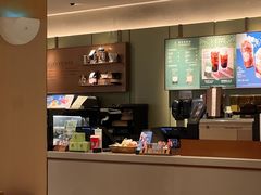 -星巴克臻选(上海中环广场2F店)