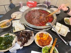 -洞亭火锅(防空洞总店)