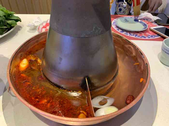 东镇老火锅(湛山店)-"[薄荷]环境:东镇老火锅,在市南区香港中.