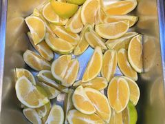 -小鱼小牛(世欧广场店)