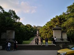 -廖仲恺何香凝墓