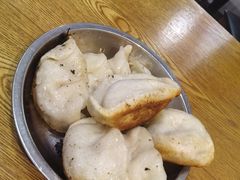 -黄阿姨锅贴大王(万航渡路店)