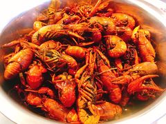 -小鱼儿海鲜港(新村十区店)