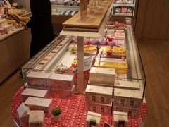 -好利来(东四店)
