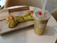 -奈雪的茶(漫广场店)