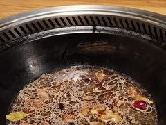 -锅老头海鲜铁锅炖