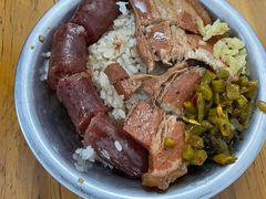 -梁阿婆廿年老牌扣肉糯米饭